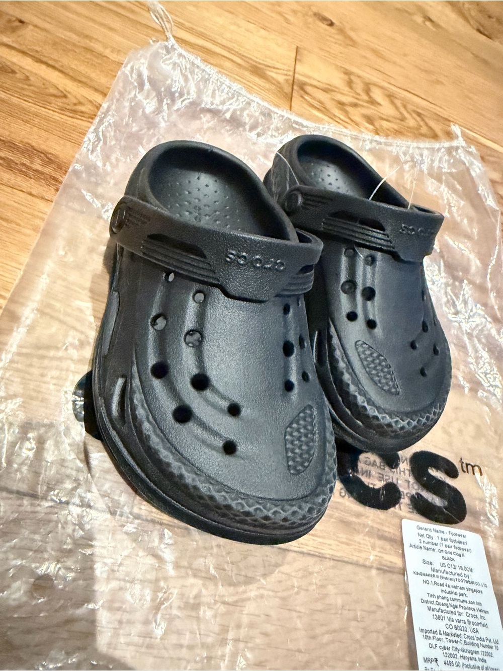 New Crocs Off Grid Kids Clogs Black Size C12